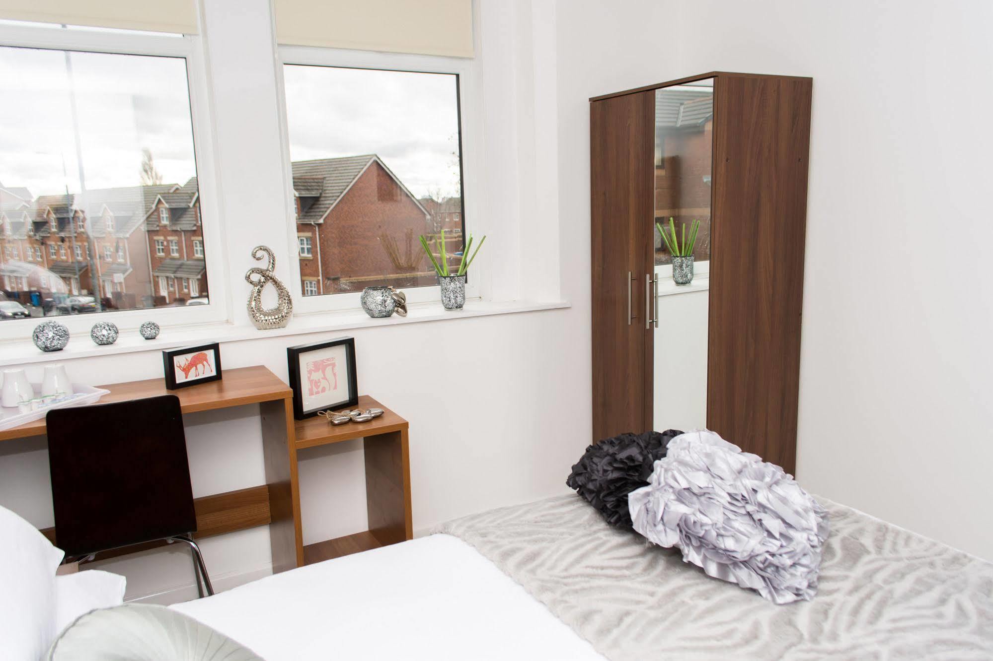 Park View Residence Manchester Luaran gambar