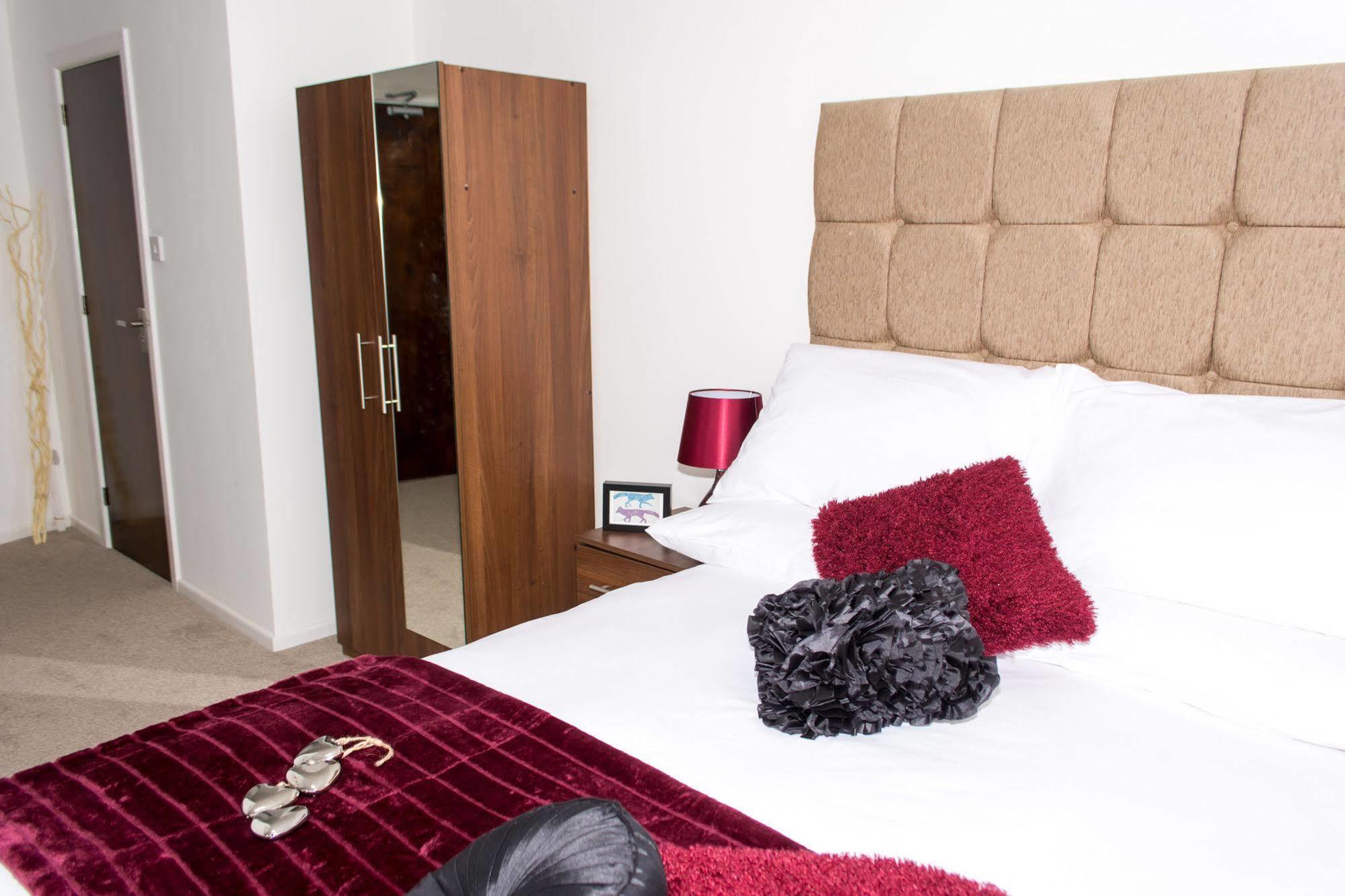 Park View Residence Manchester Luaran gambar